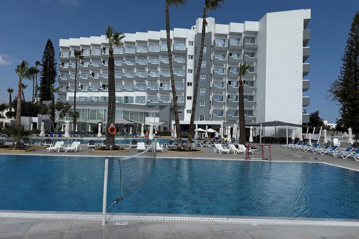 Hotel 51 of 55