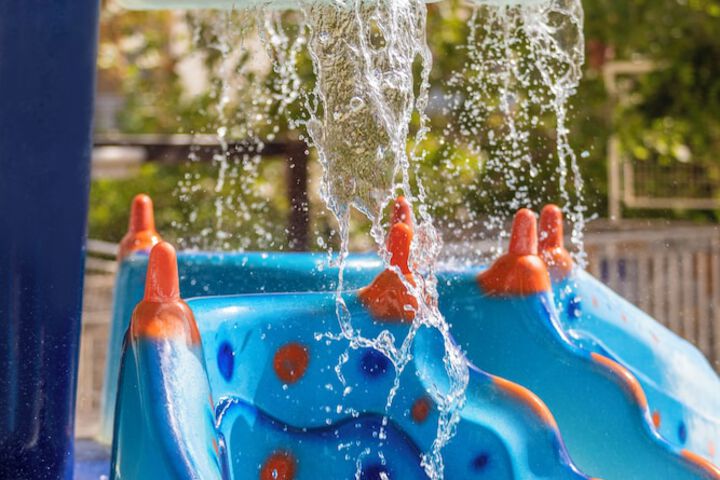 Pool 53 of 65