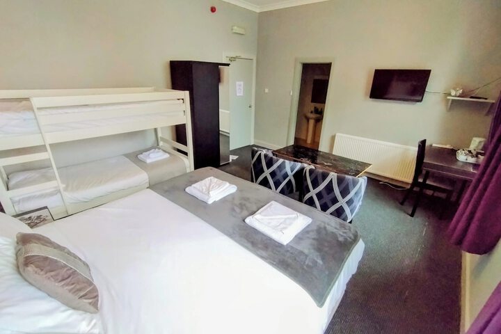 Room 37 of 61