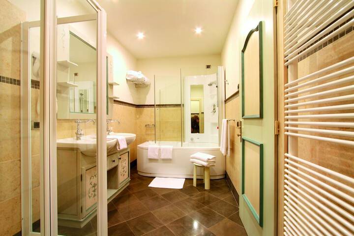Clean Restrooms