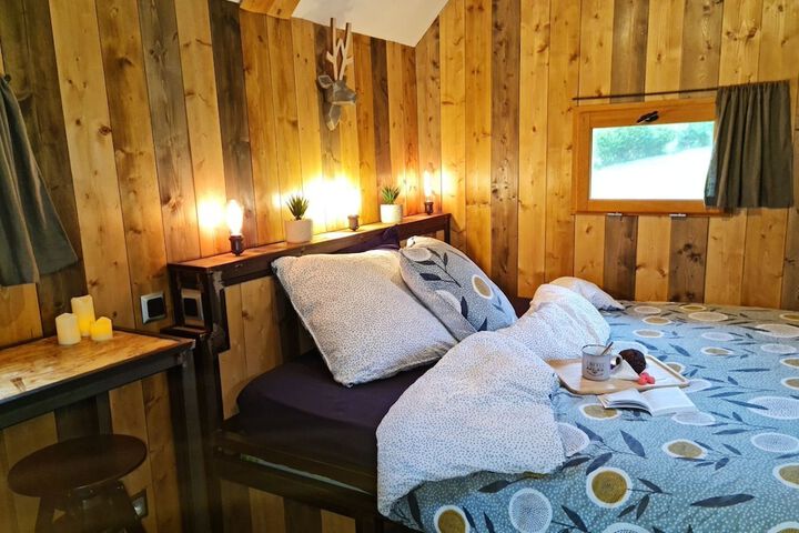 Room 3 of 33