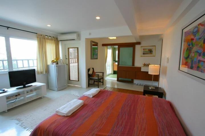 Room 8 of 54