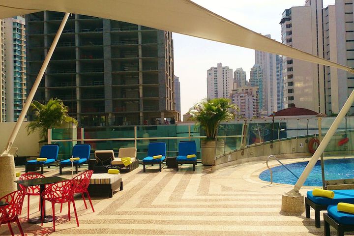 Sundeck 108 of 111