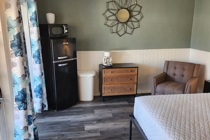 Room 5 of 46