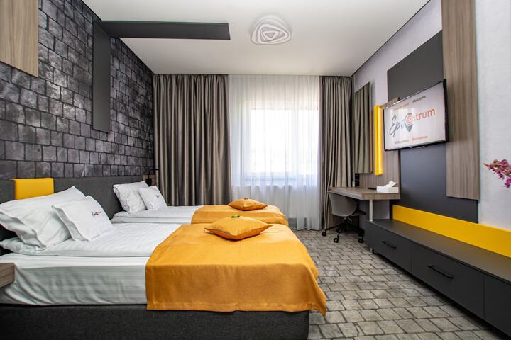 Room 33 of 132