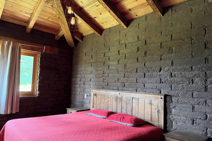 Room 34 of 220