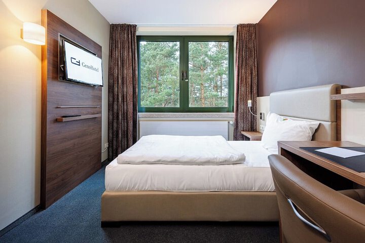 Room 21 of 87
