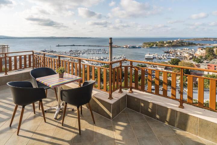 General 12 of 51