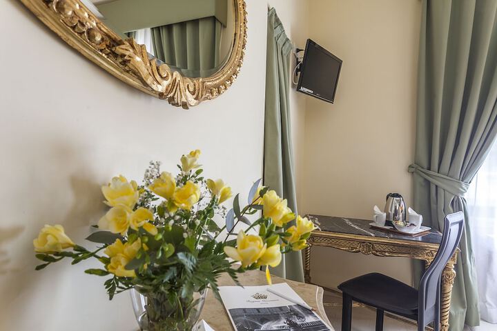 Room amenity