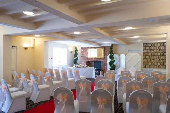 Ballroom/Hall 42 of 61
