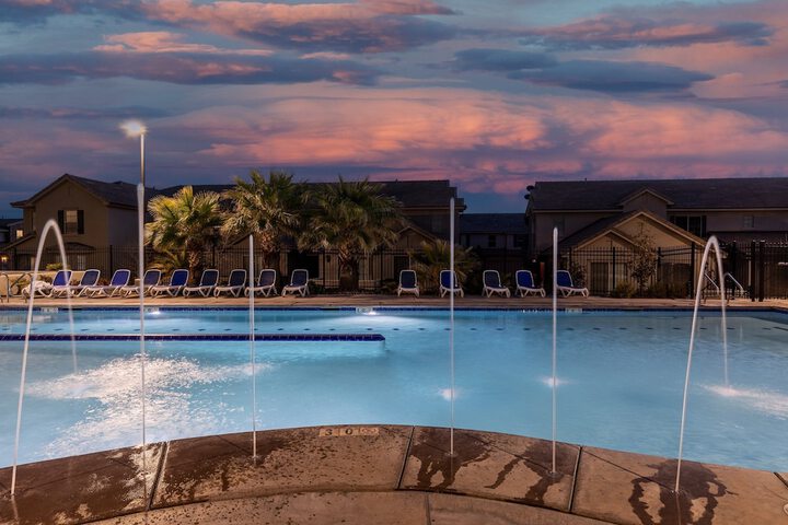 Pool 52 of 64