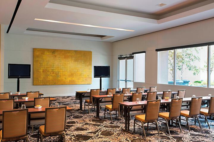 Meeting facility