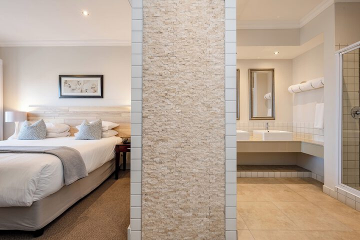 Room 34 of 231