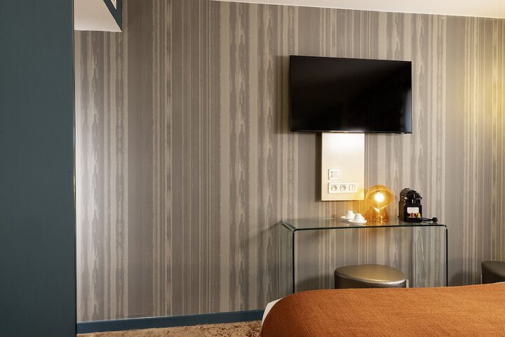 Room 21 of 74