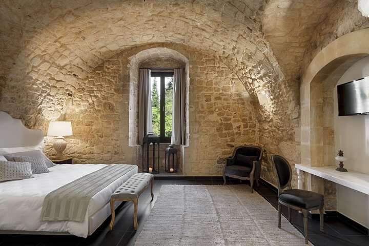 Room 10 of 58