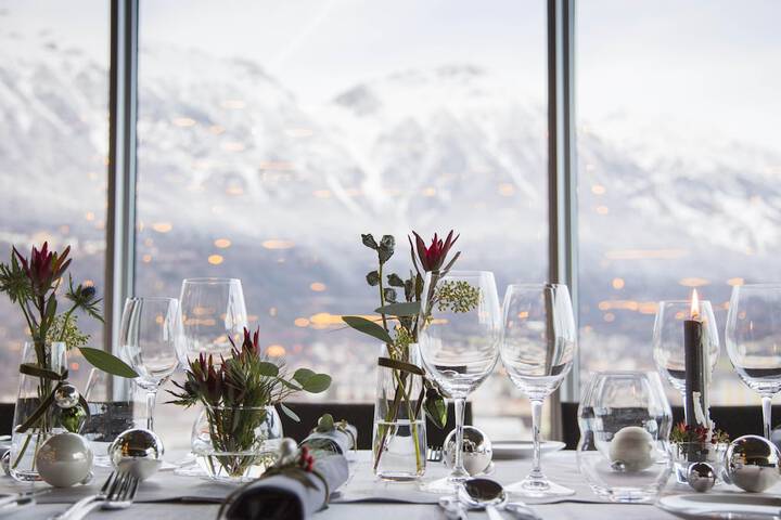 Dining 87 of 138