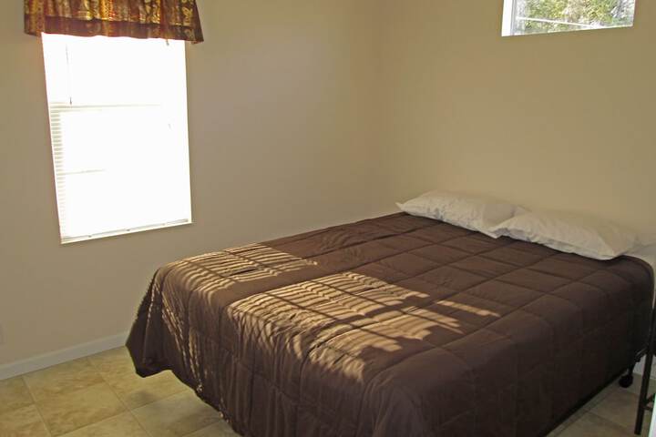 Room 2 of 21