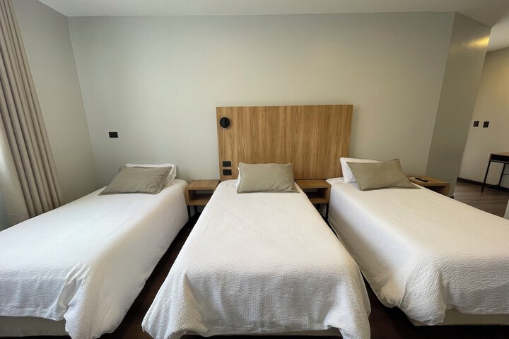 Room 14 of 34