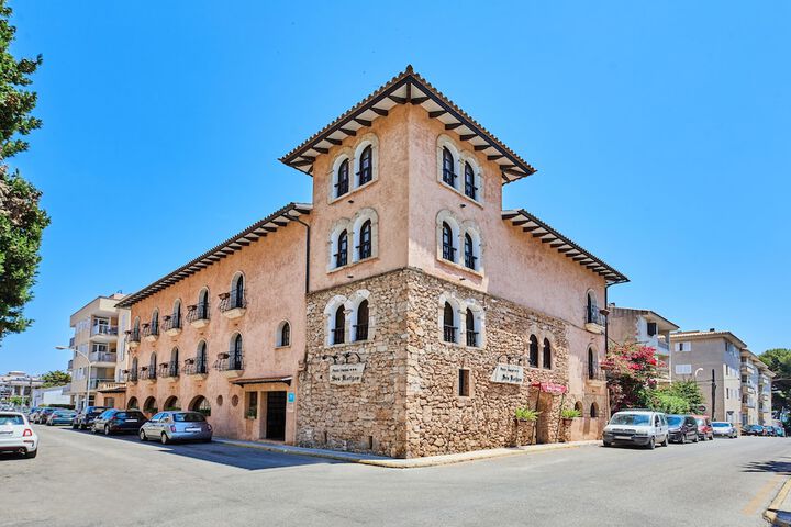 Petit Hotel Restaurante Ses Rotges - Adults Only