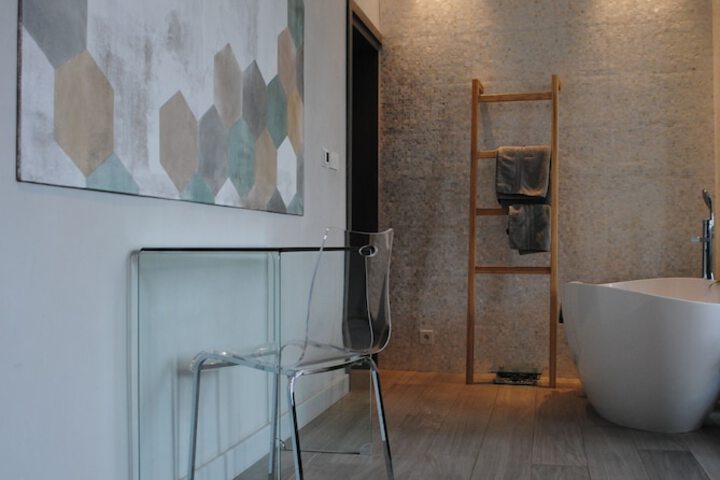 Room 4 of 44