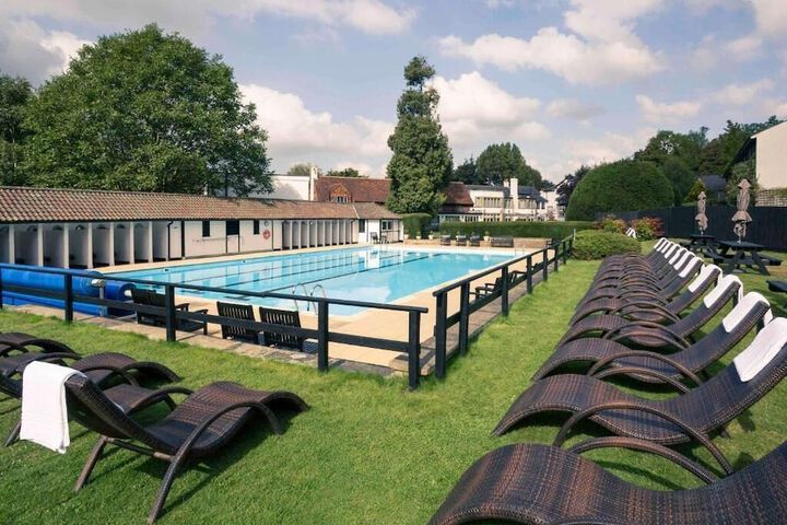Pool 15 of 39