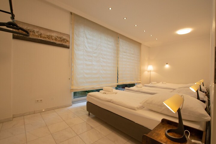 Room 14 of 72