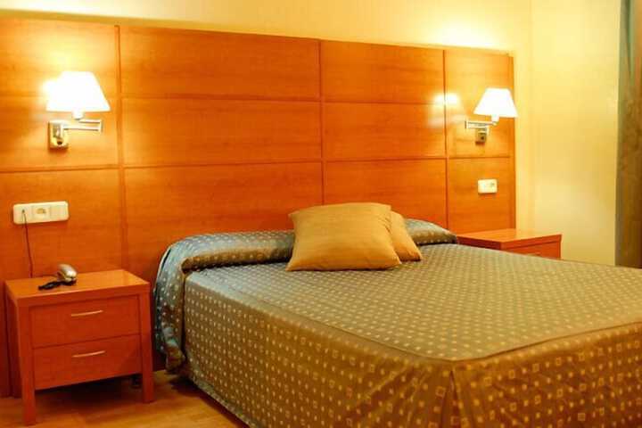 Room 8 of 24