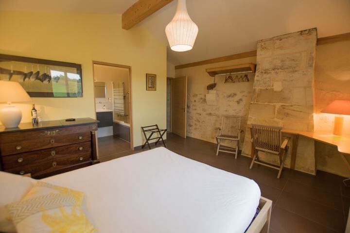 Room 9 of 54