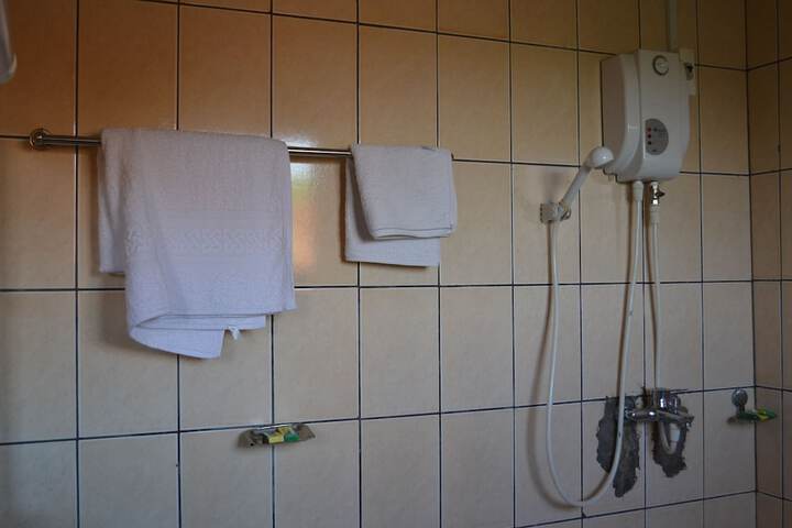 Room 11 of 20