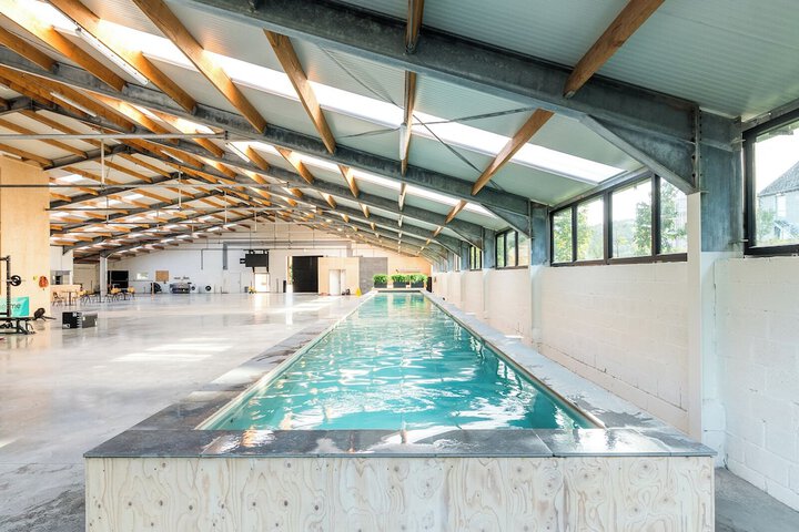 Pool 14 of 25