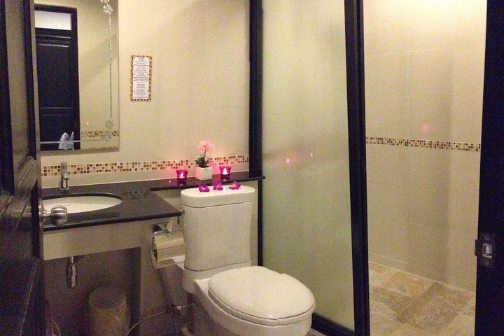 Room 20 of 38