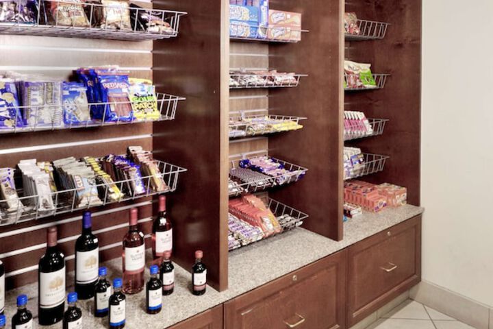 Snack bar