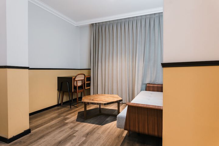 Room 12 of 58