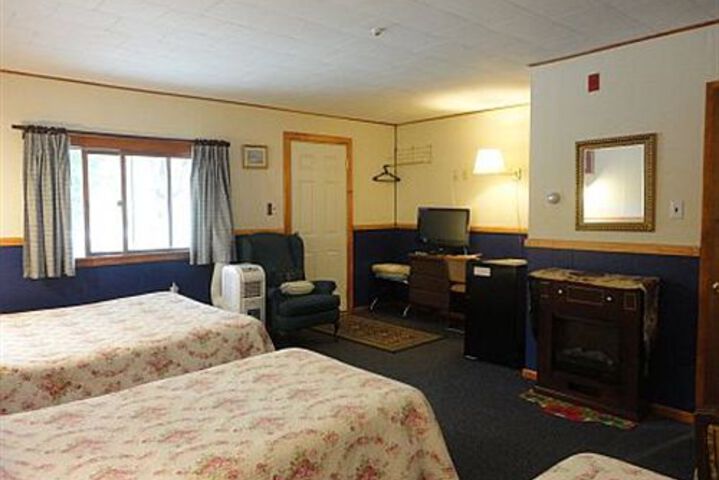 Room 9 of 48