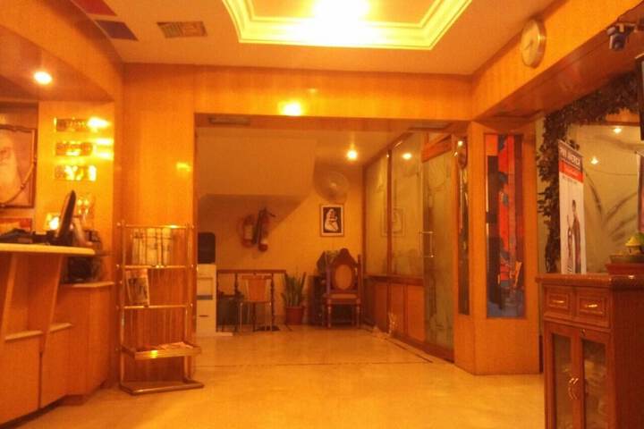 Hotel Lobby