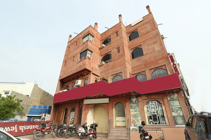 OYO 16782 Shree Ganesh Hotel & Restaurant