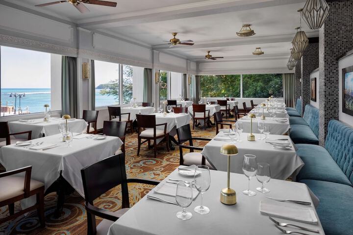 Dining 74 of 121