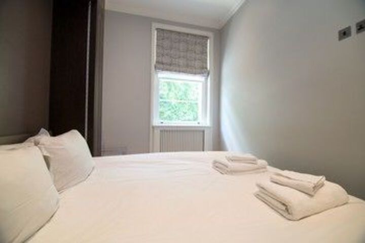 Room 13 of 47