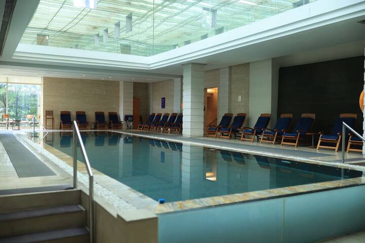 Pool 81 of 135