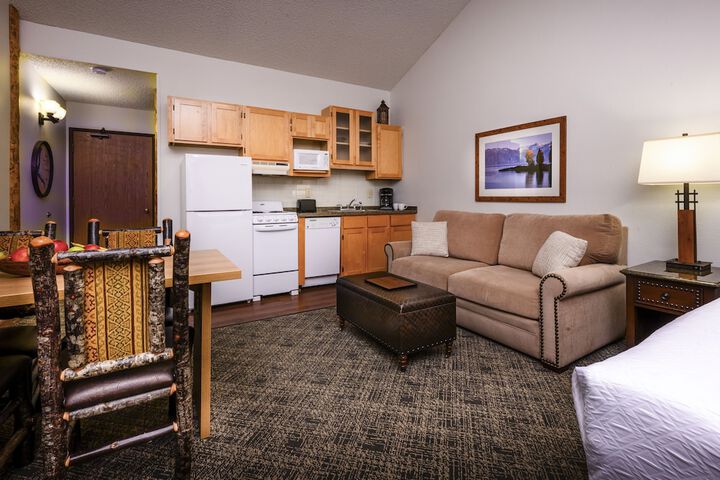 Room 7 of 38