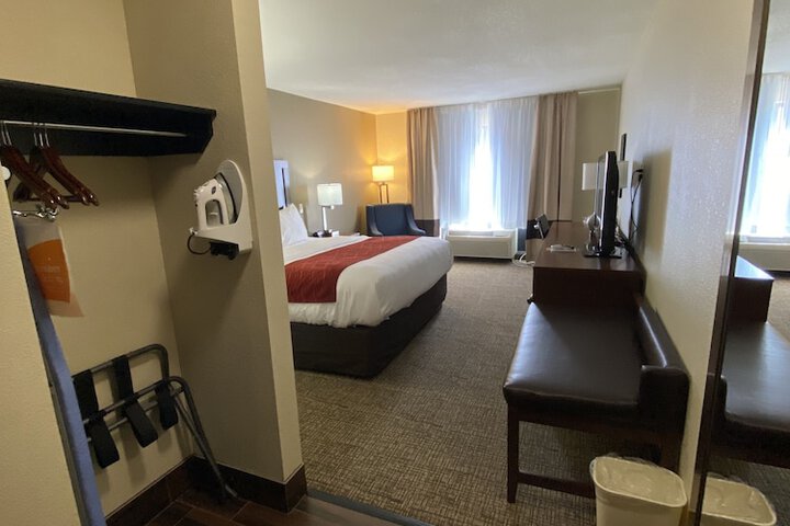 Room 6 of 57