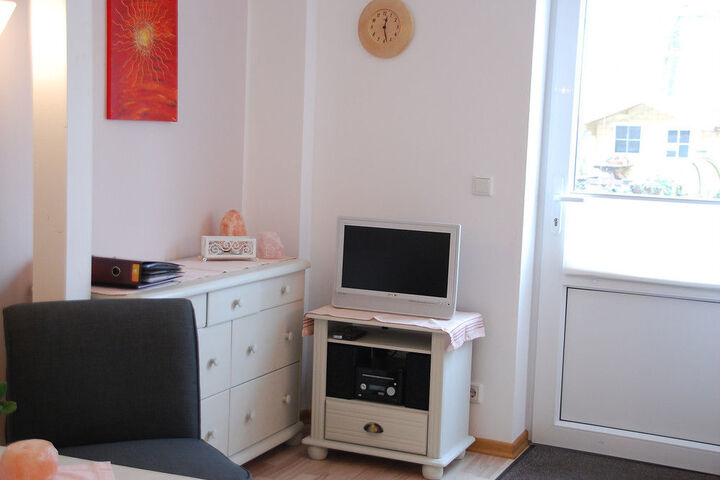Room 50 of 185