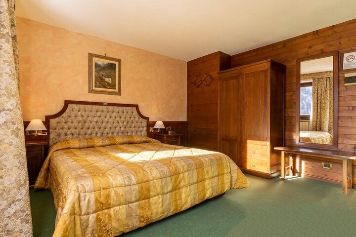 Room 29 of 61