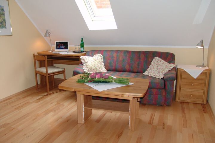 Room 5 of 28