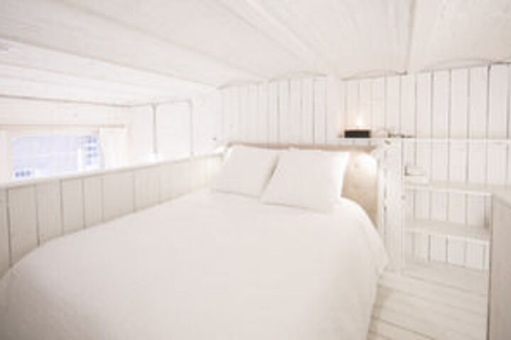Room 30 of 89