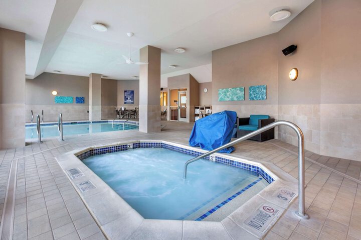 Pool 38 of 72