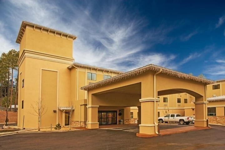 Hotel 55 of 56