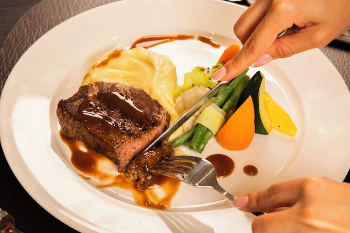 Dining 45 of 78