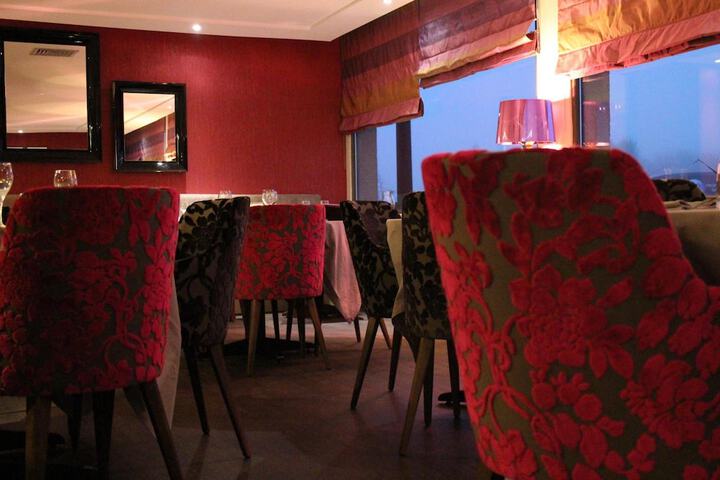 Dining 47 of 67