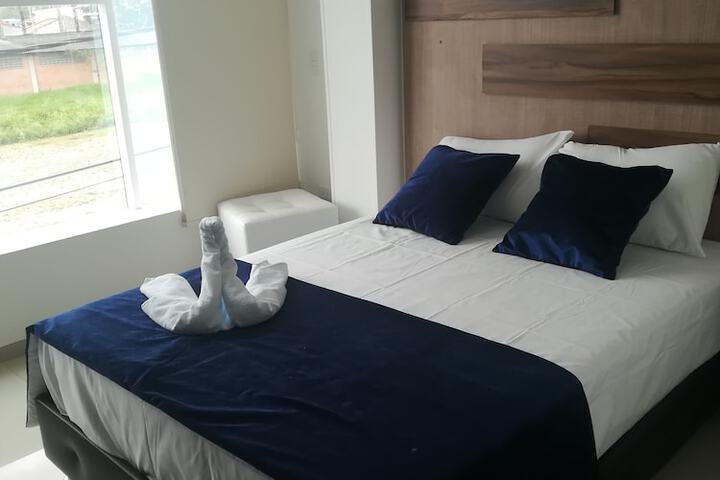Room 13 of 21